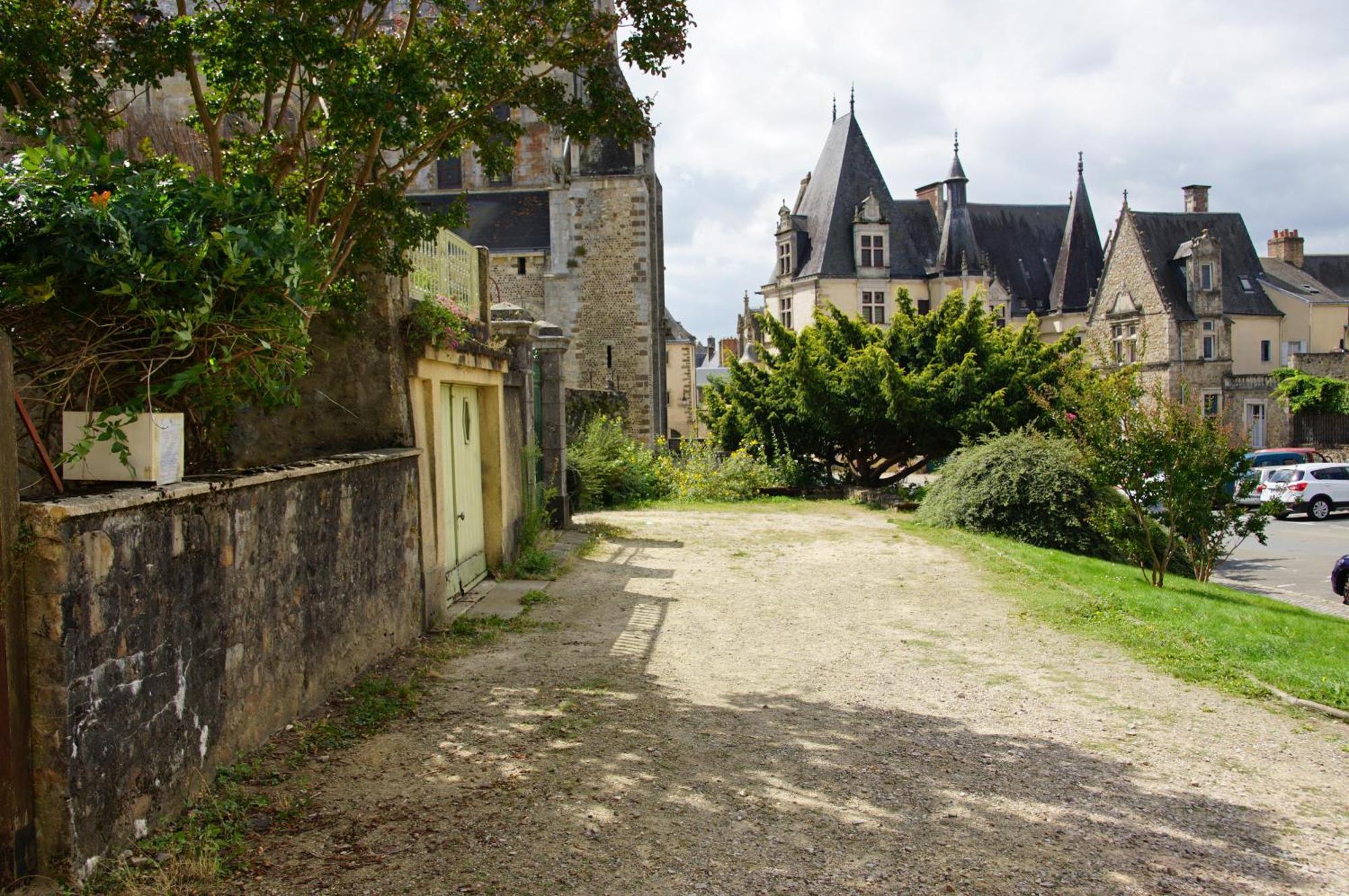 Maison Avec Vue Sur La Cathedrale Le Mans Luaran gambar